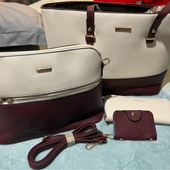 NWT TOTE SET - Picture 1 of 8
